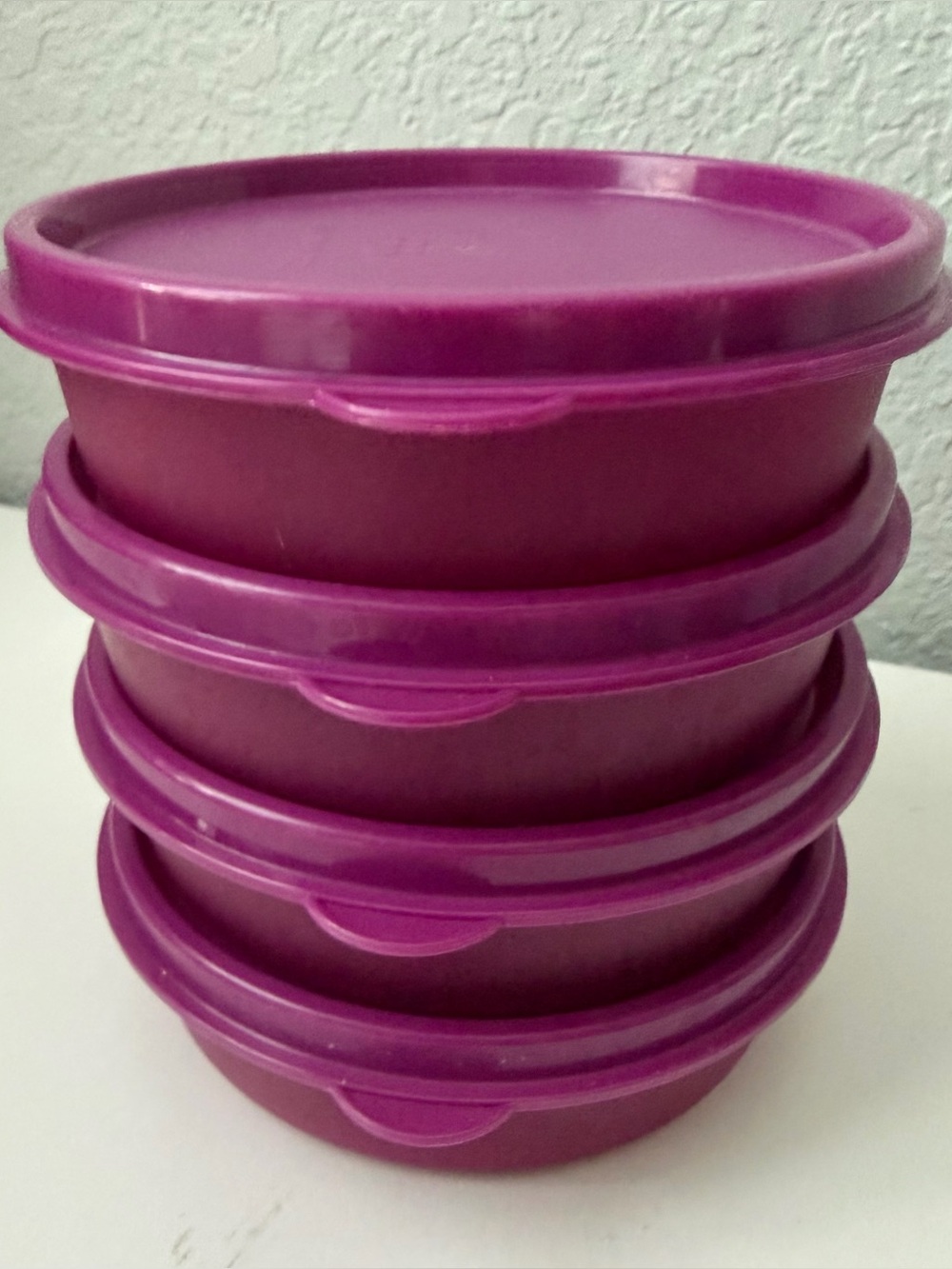 TUPPERWARE Little Wonders Bowl Purple set of 4
